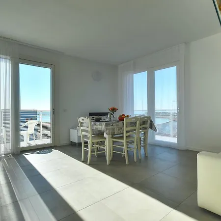 Apartment Al Molo - Porta Del Mar Sea View - Agenzia Cocal *